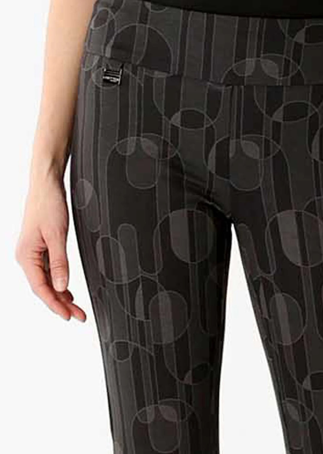 Lisette L Johnson Print 31" Straight Leg Pant