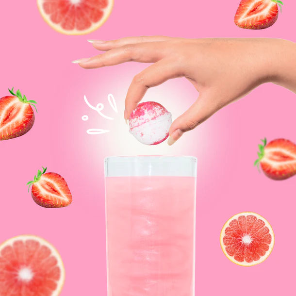 GRAPEFRUIT STRAWBERRY COCKTAIL BOMB
