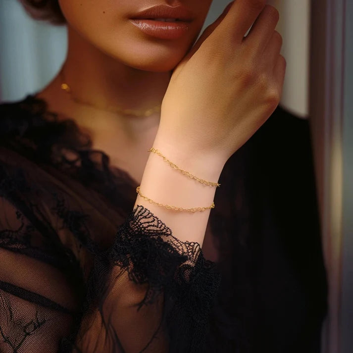 ADJUSTABLE HEART BANGLE