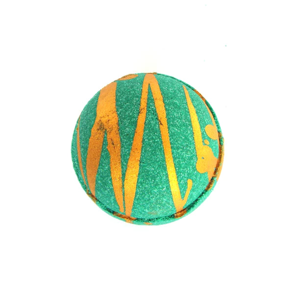 CAIT AND CO HOLLY JOLY BATH BOMB