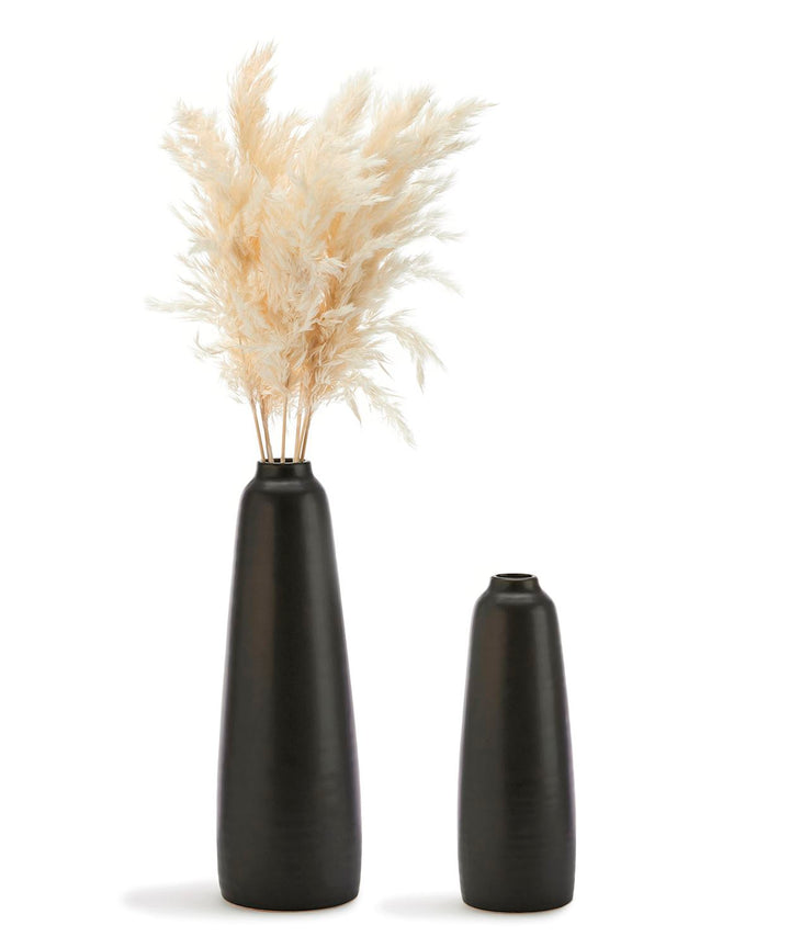TAPERED TABLETOP VASE - MATTE BLACK