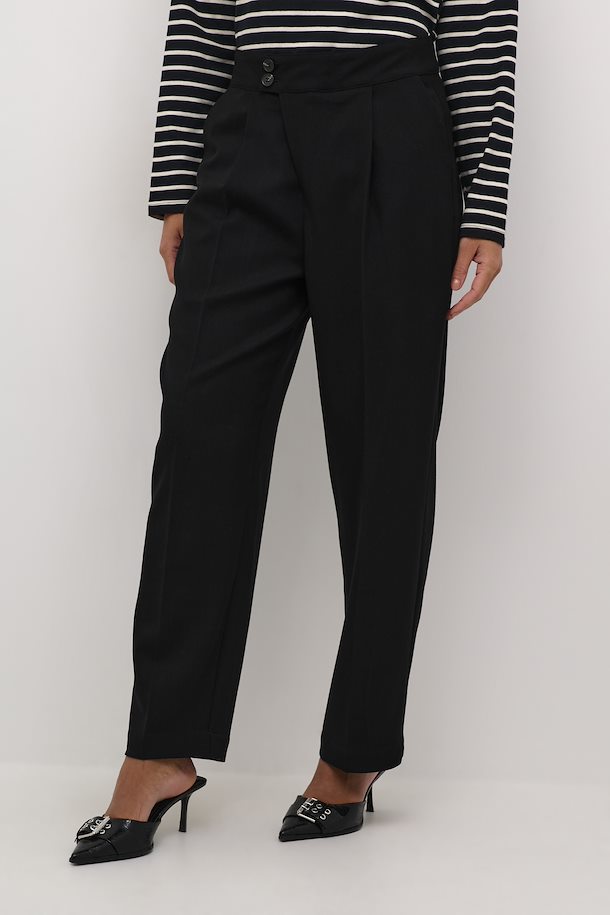 KAMERLE TROUSERS "BLACK DEEP"