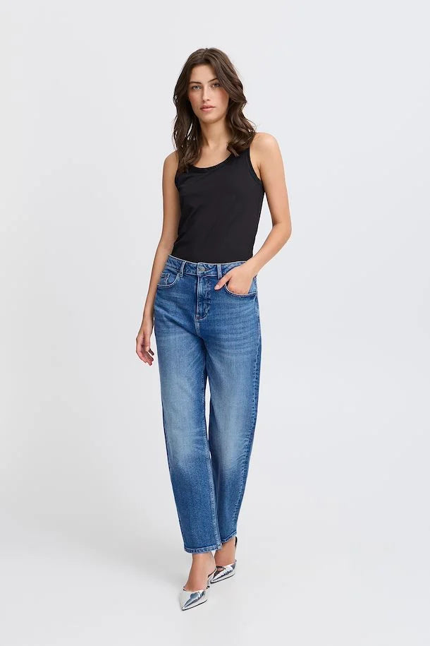 B.YOUNG MOM JEANS - MID BLUE DENIM