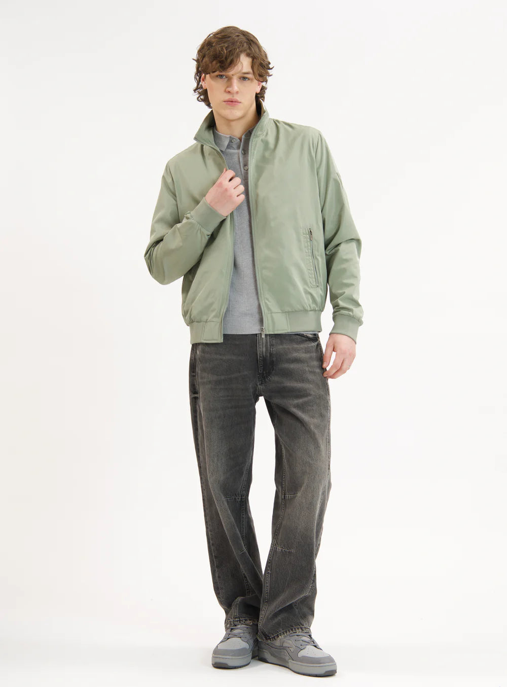 BELVOIR - HIGH DENSITY NYLON WINDBREAKER "MOUNTAIN"