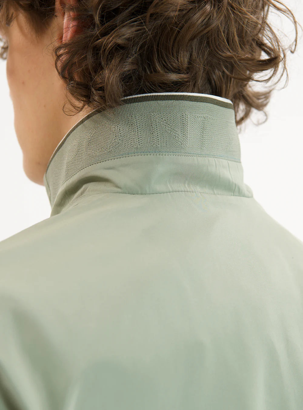 BELVOIR - HIGH DENSITY NYLON WINDBREAKER "MOUNTAIN"