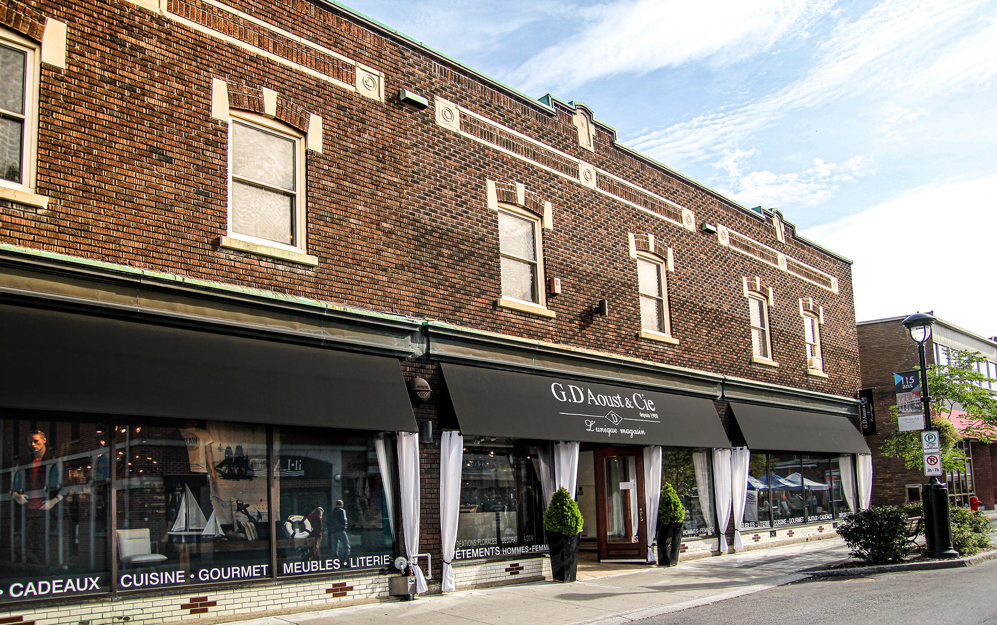 Magasin_G_Daoust_et_Cie_West_Island_Montreal_Mode_Meubles_Fashion_Furniture_Cadeaux_Gifts-1
