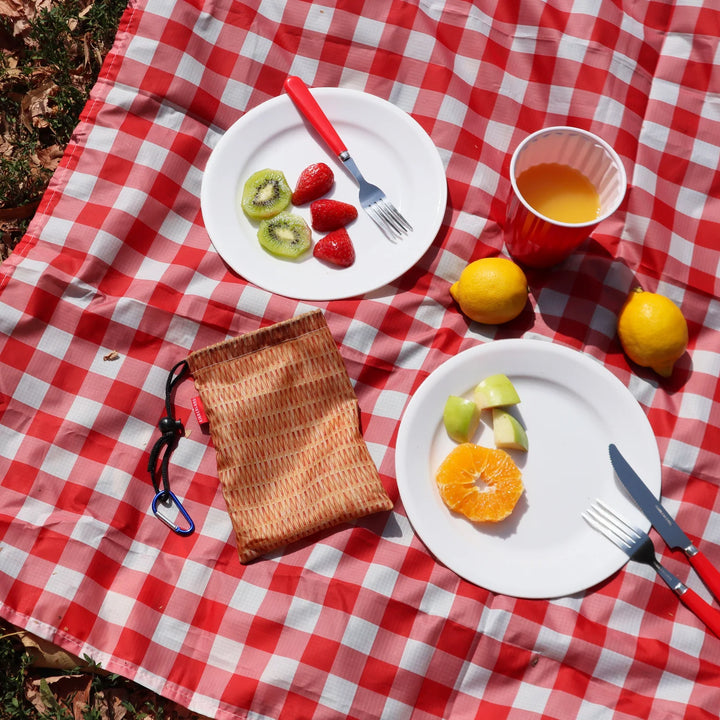 GINGHAM PICNIC BLANKET