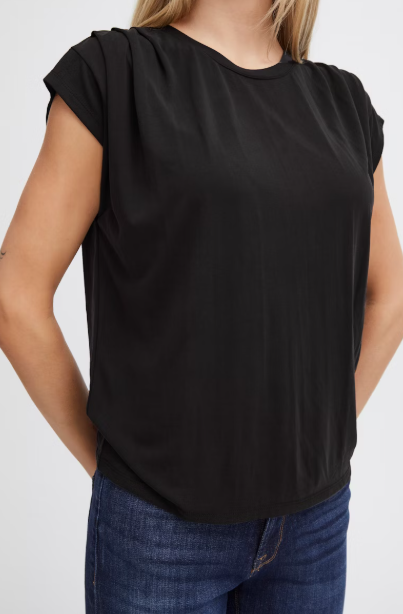 IHLISKEN TOP "BLACK"