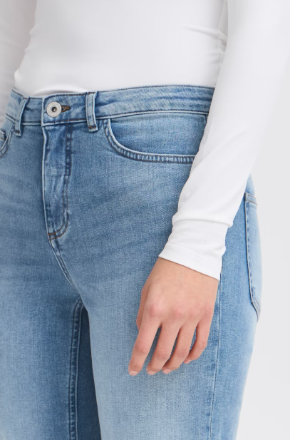 IHTWIGGY JEANS "LIGHT BLUE"