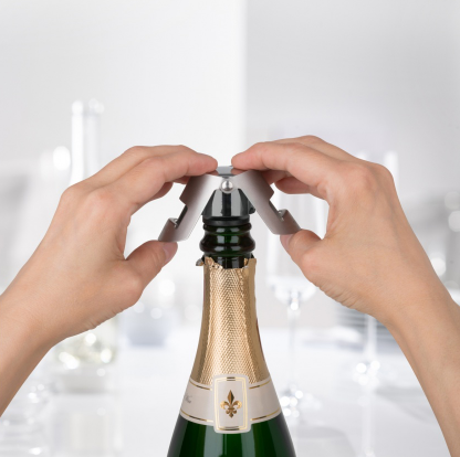 SPARKLING WINE STOPPER