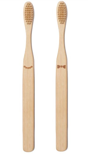 KIKKERLAND HIS & HER BAMBOO TOOTHBRUSH SET