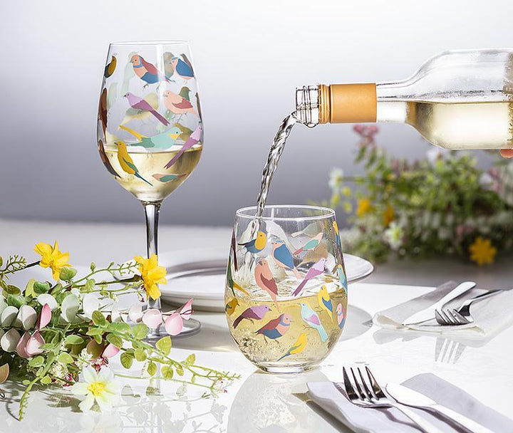 PASTEL BIRDS WINE GLASS