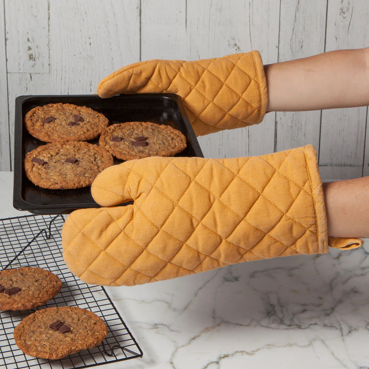 DANICA STONEWASH OVEN MITT OCHRE