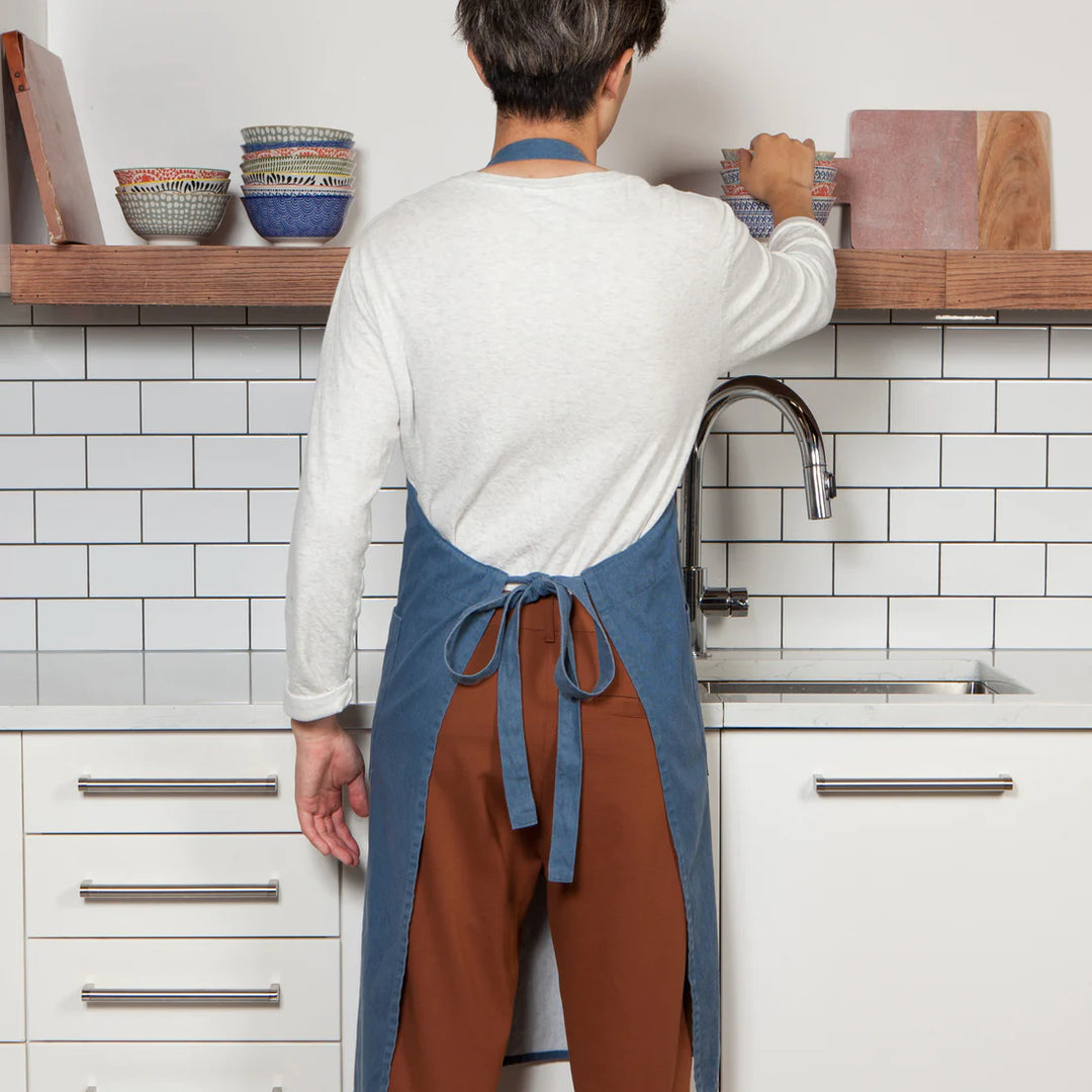 DANICA STONEWASH APRON MIDNIGHT BLUE