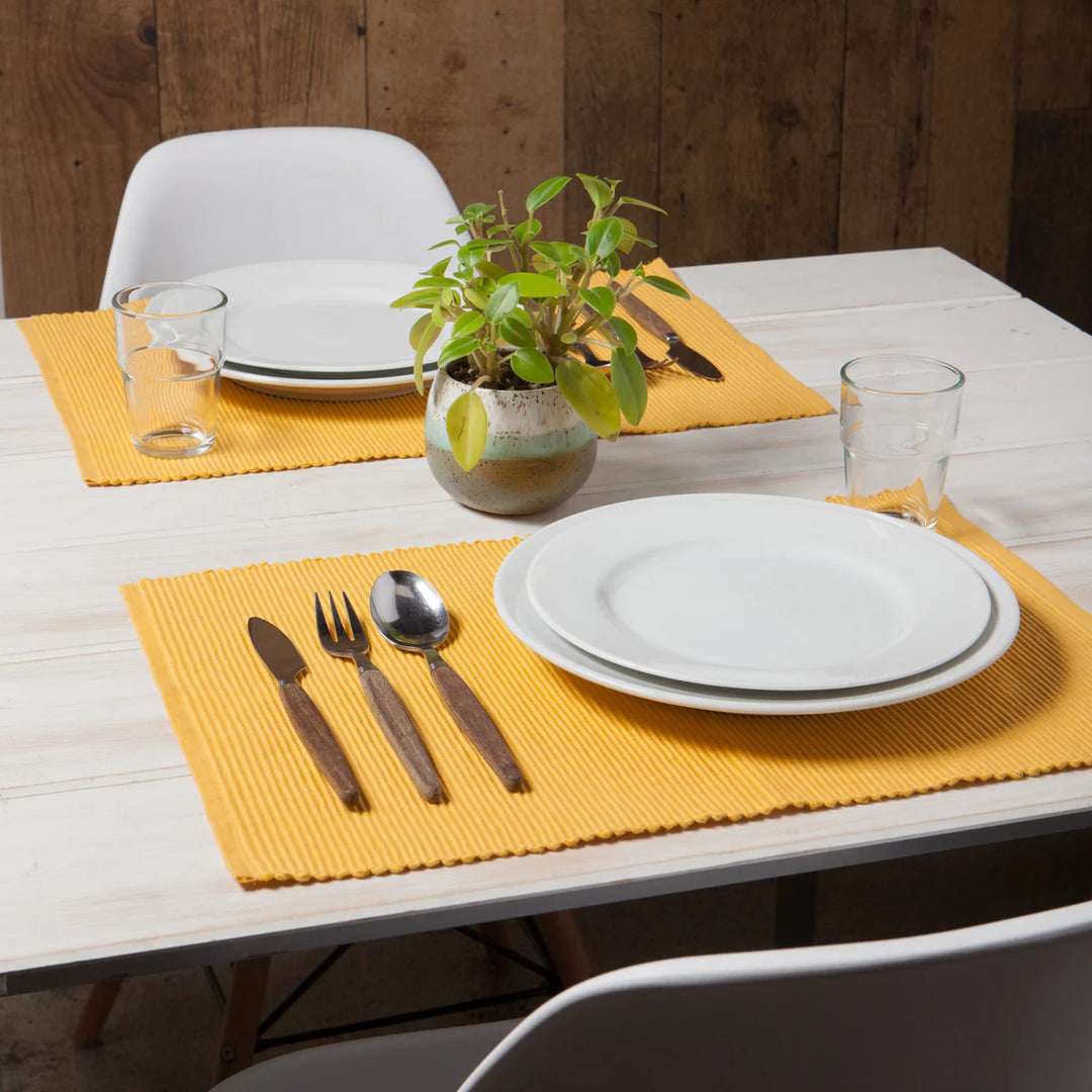 DANICA SPECTRUM PLACEMAT HONEY