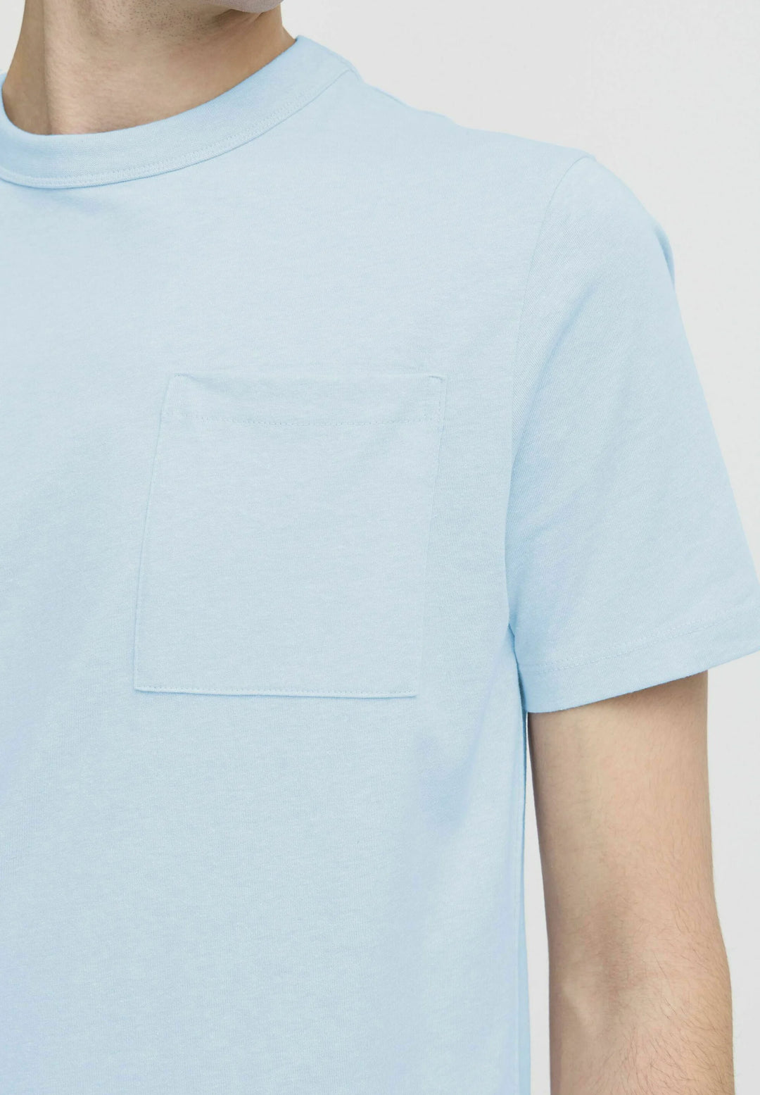 CFJASPER TEE "CHAMBRAY BLUE"