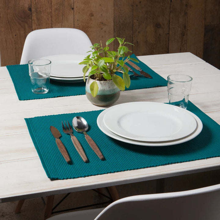 DANICA SPECTRUM PLACEMAT PEACOCK