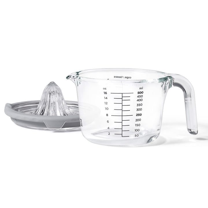 RICARDO Measuring Cup with Citrus Juicer