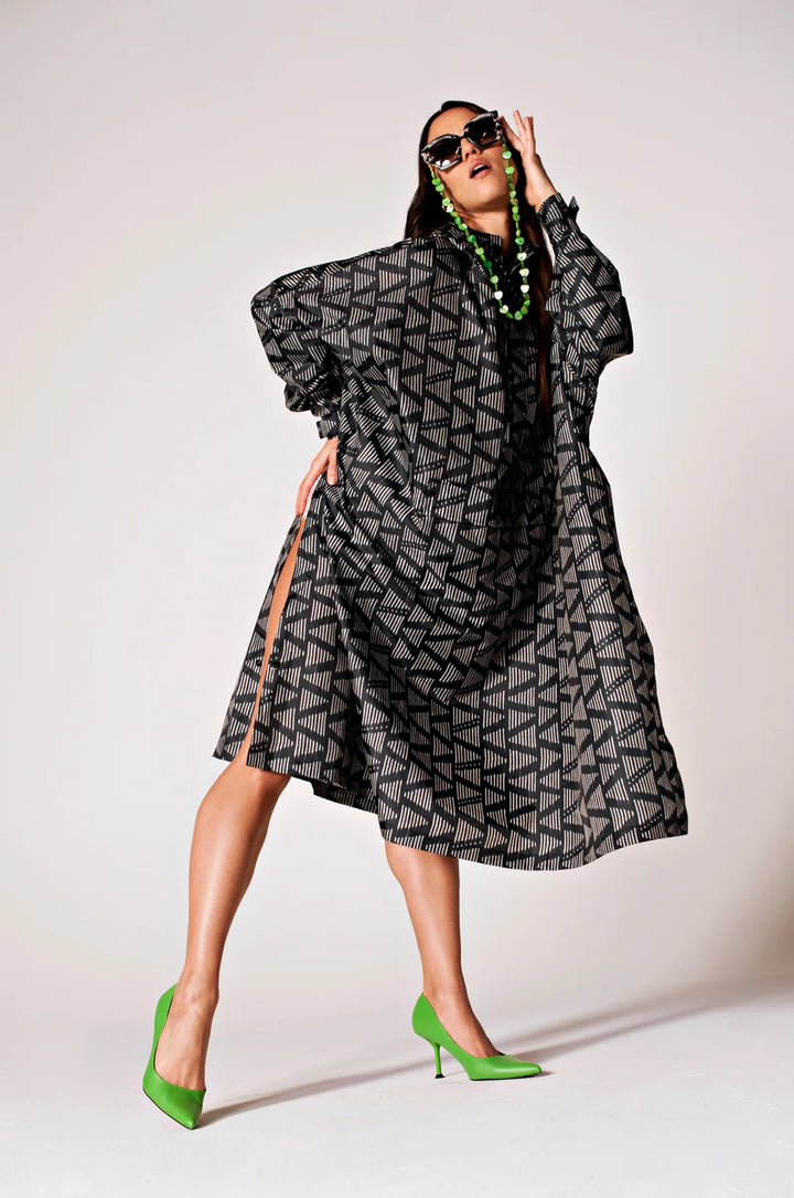 MOA PONCHO