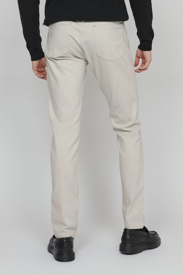 Matinique Pete Trousers - Lunar Rock