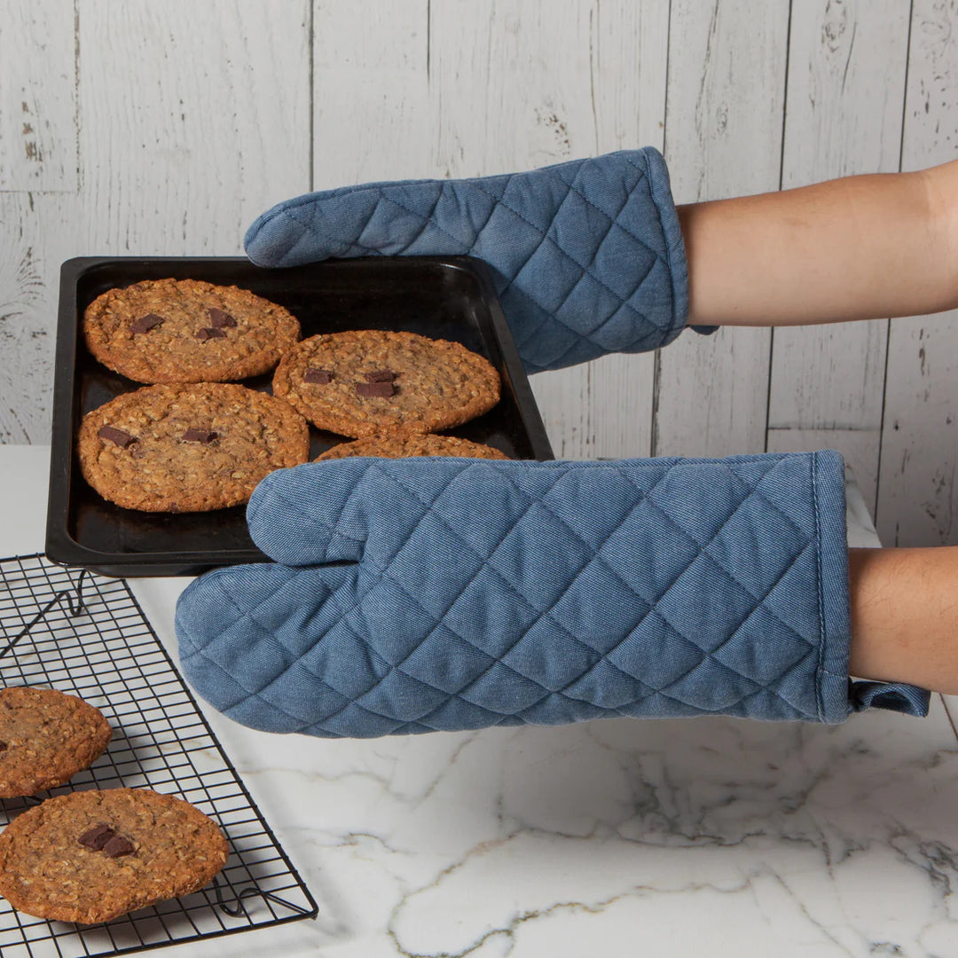DANICA STONEWASH OVEN MITT MIDNIGHT BLUE