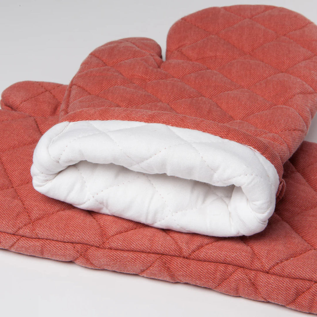 DANICA STONEWASH OVEN MITT CLAY