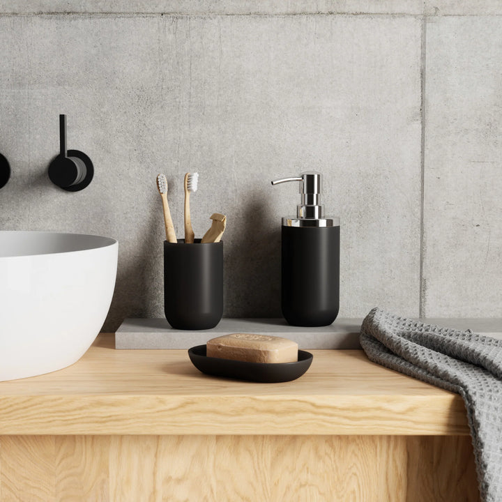 UMBRA JUNIP OVAL SOAP DISH - BLACK