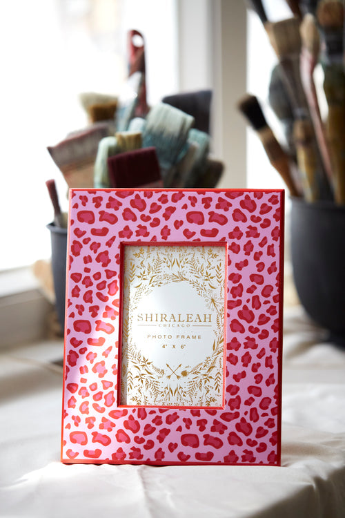 SHIRALEAH CELEBRATION ANIMAL FRAME