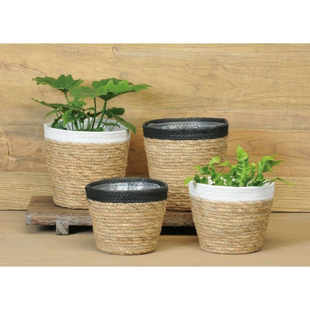 SMALL ROUND STRAW POT WHITE RIM PLASTIC LINED