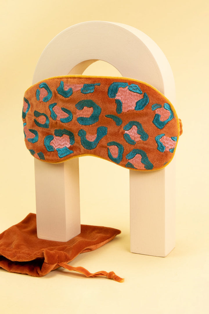 LAVENDER VELVET EYE MASK LEOPARD CORAL