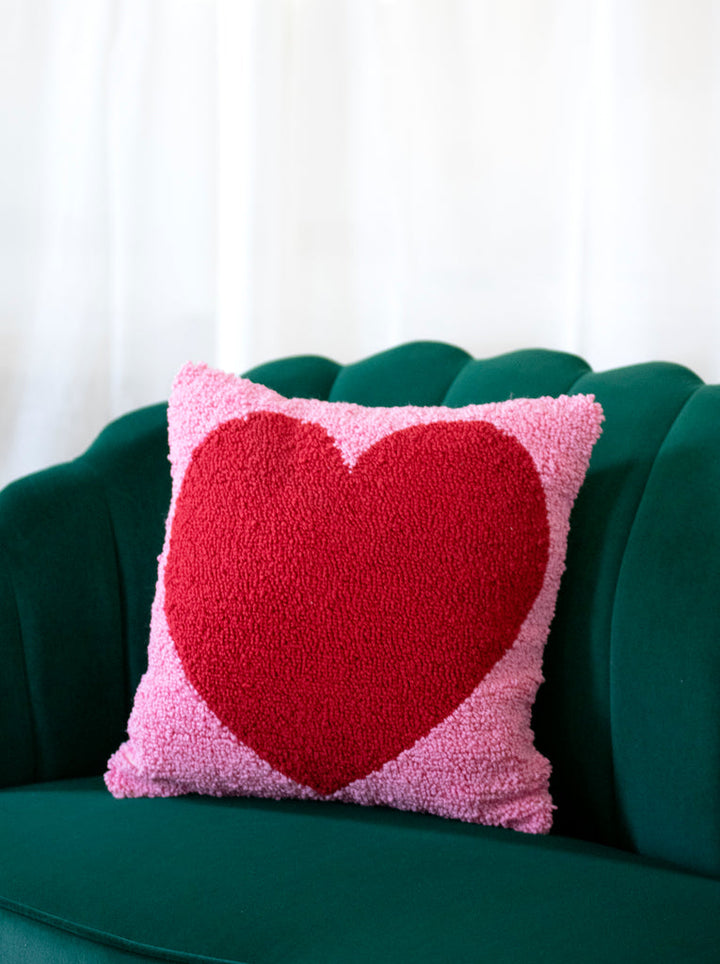 SHIRALEAH CELEBRATION HEART PILLOW PINK