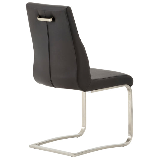 CHAISE