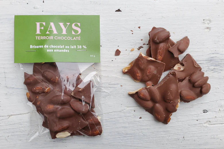 Chocolate Chips with Toasted Almonds Choice: 38% milk chocolate