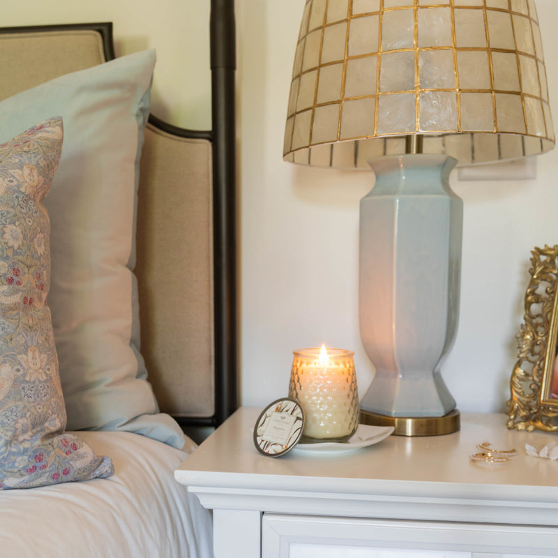 GREENLEAF LARGE CANDLE - MAGNOLIA