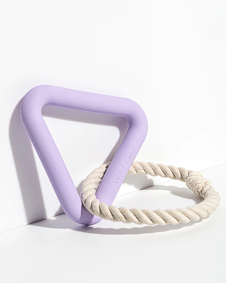 Wild One Triangle Tug (Triangle : 6.7" (L) X 6" (H), Corde : 6.3" X 6.3") - Lilas
