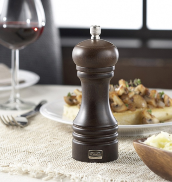 TRUDEAU PROFESSIONAL CHOCO WOOD SALT SHAKER 6 IN