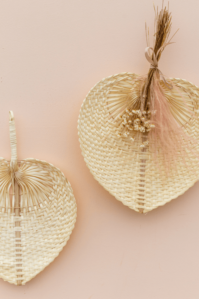 LUXE B PAMPAS GRASS Medium RATTAN FANS