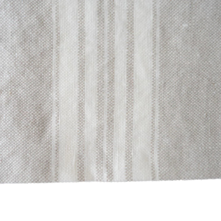 BEIGE RUNNER WITH WHITE STRIPES