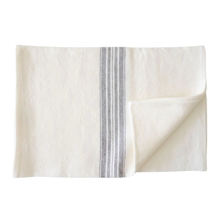 WHITE RUNNER WITH NATURAL STRIPES