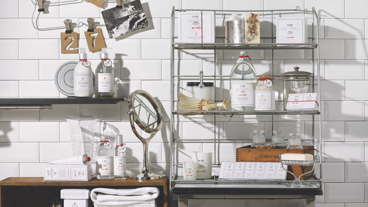 Boîte à parfum en bois précieux RUE DE MARLI