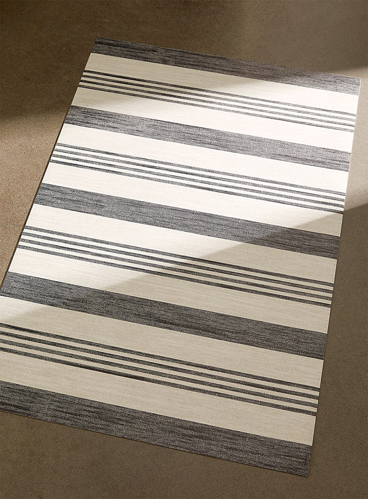 Adama Alma Roy Grey Vinyl Rug 91x152 cm