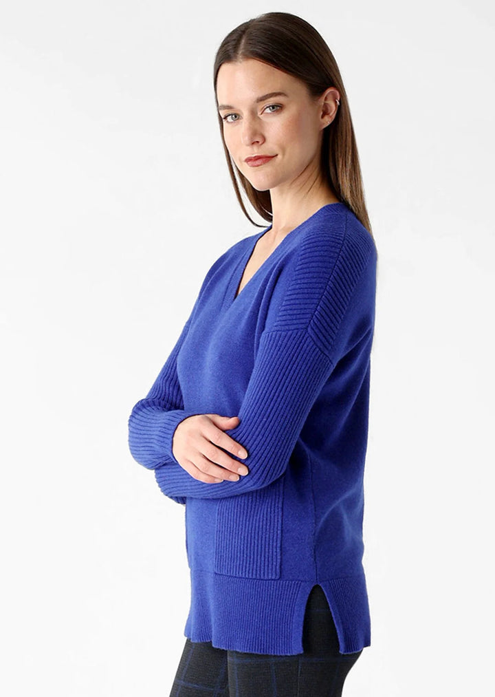 Lisette L Andrea V Neck 2 Pockets Sweater
