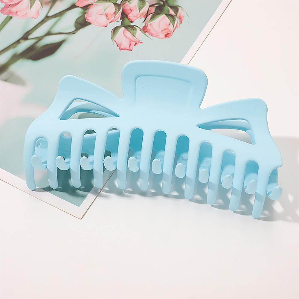 Large Classic Claw Baby Blue