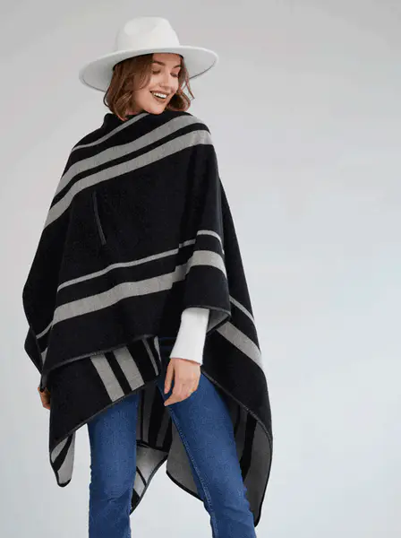 Juniper Cape Black