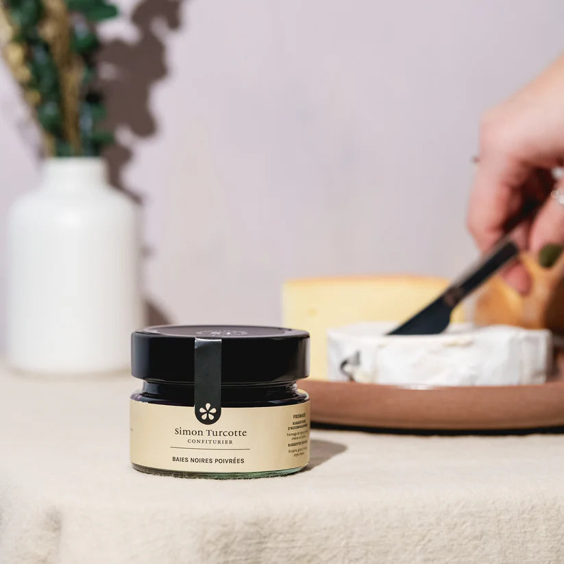 BLACK PEPPERED BERRY CHEESE JAM 125ML