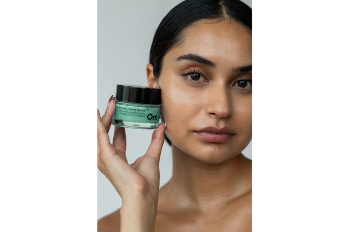 ADAPTOGEN + COPPER PEPTIDE MULTITASKING RADIANCE MASK