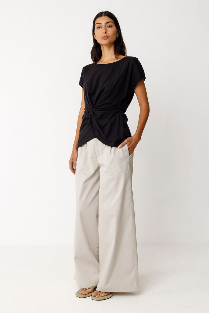 ALAINE-GOTS T-SHIRT "BLACK"