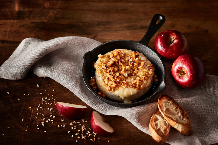 APPLE SALTED CARAMEL BRIE TOPPING