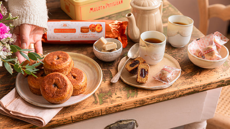 NONNETTES WITH APRICOT FILLING - 6 PIECES 200G