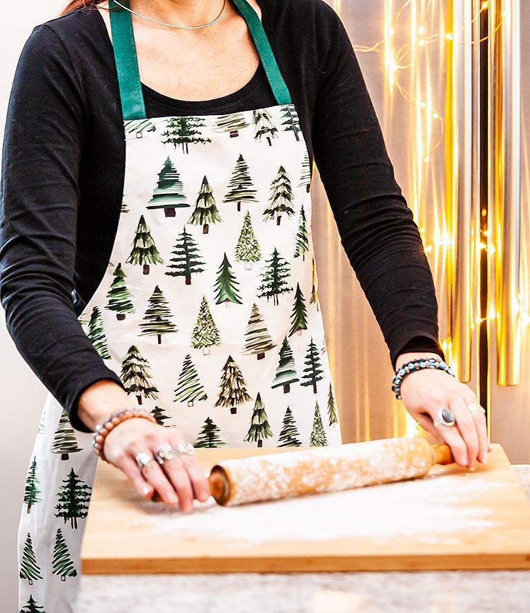 GREEN SIMPLE TREES APRON 31''L